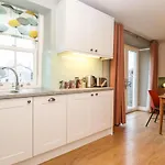 Holiday home Timley Knott