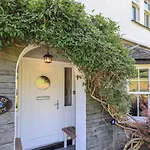 Timley Knott Holiday home